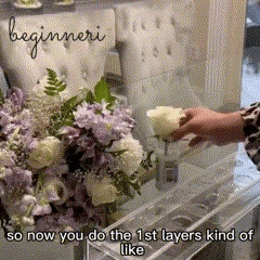 Transparent Flower Vase – Elegant Centerpiece for Dining or Events